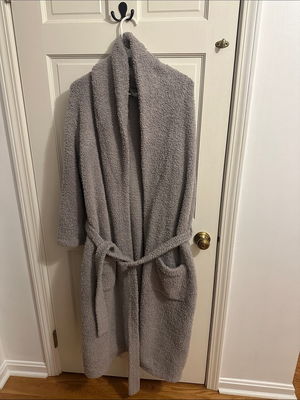 Barefoot Dreams Cozy Gray Plush Bath Robe with Pockets